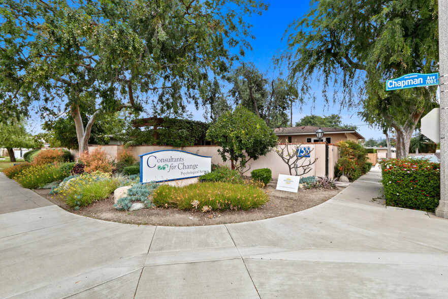 733 E Chapman Ave, Fullerton, CA for sale - Building Photo - Image 1 of 1