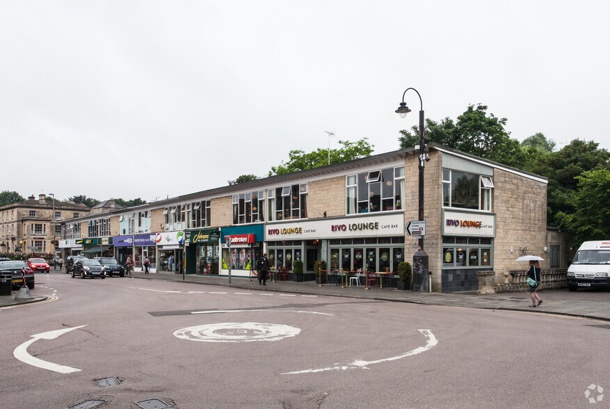8 The Bridge, Chippenham for sale - Primary Photo - Image 1 of 1