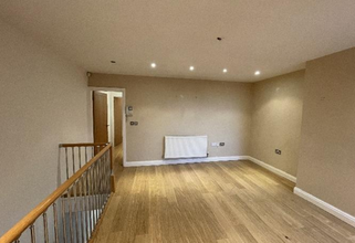 435 Hartshill Rd, Stoke On Trent for rent Interior Photo- Image 2 of 4