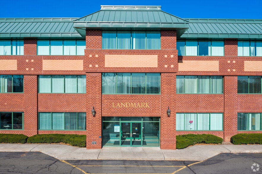 1062 Barnes Rd, Wallingford, CT to rent - Building Photo - Image 2 of 4