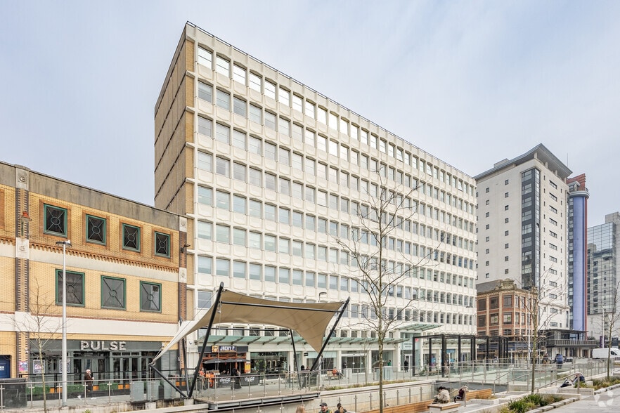 7-21 Churchill Way, Cardiff to rent - Building Photo - Image 2 of 16