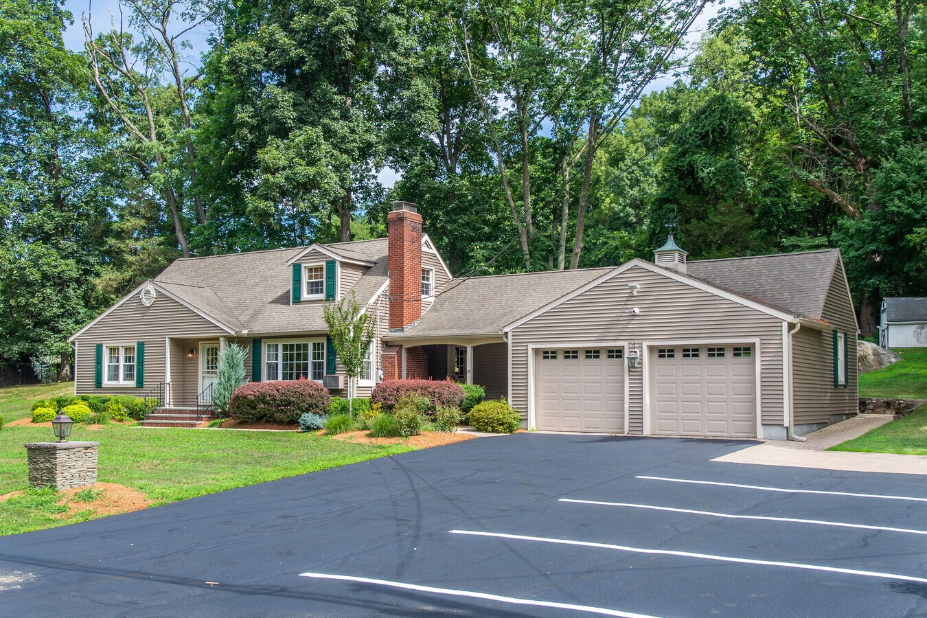 275 Newton Sparta Rd, Newton 07860 UK