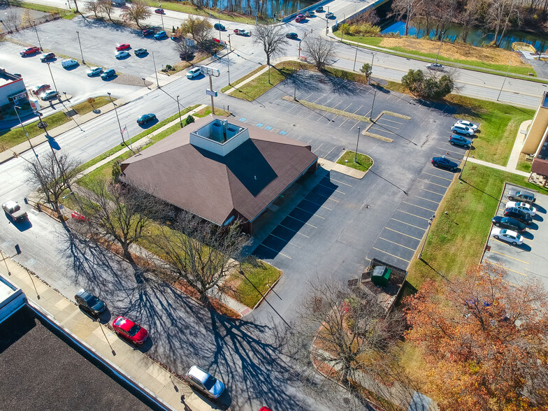 100 W Washington St, New Castle, PA for rent - Aerial - Image 3 of 42