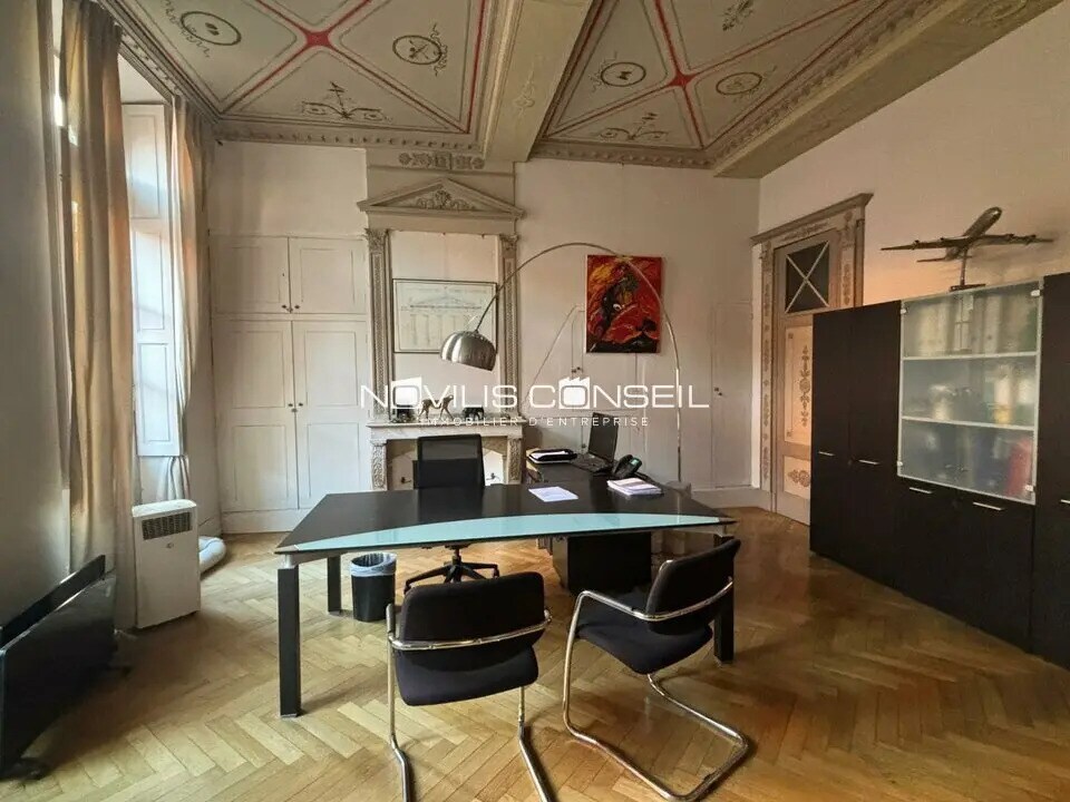 Office in Toulouse to rent Interior Photo- Image 1 of 8