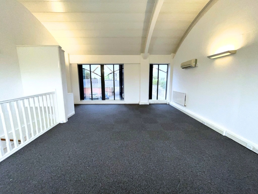 The Steadings Business Centre, Maisemore to rent Interior Photo- Image 1 of 4