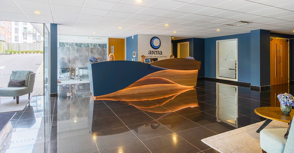 282 Farnborough Rd, Farnborough to rent - Interior Photo - Image 2 of 6