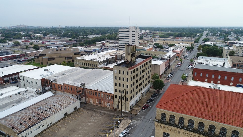 103 E Central Ave, Temple, TX for rent - Building Photo - Image 3 of 4