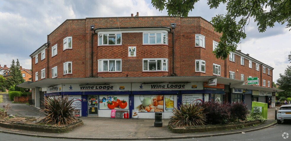2-22 Valley Side Para, London for sale - Primary Photo - Image 1 of 1