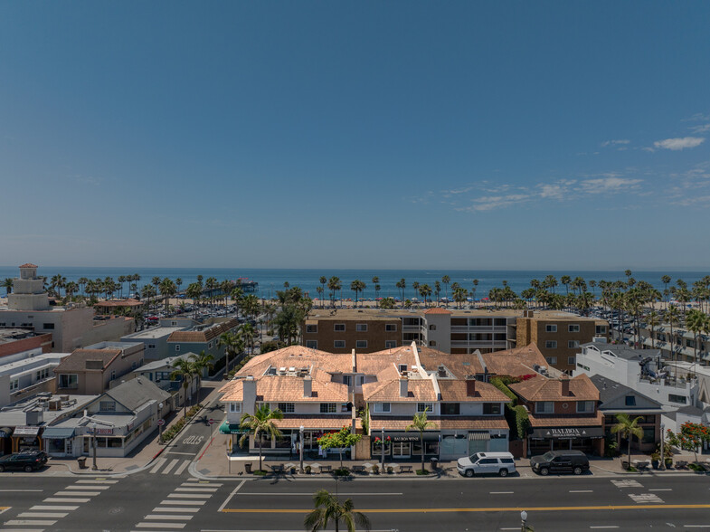 611 E Balboa Blvd, Newport Beach, CA for sale - Building Photo - Image 1 of 27