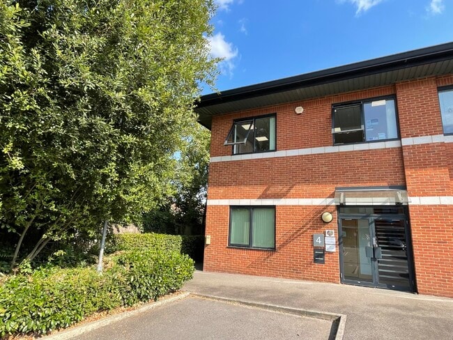 More details for 4-6 Stanhope Gate, Camberley - Office to Rent