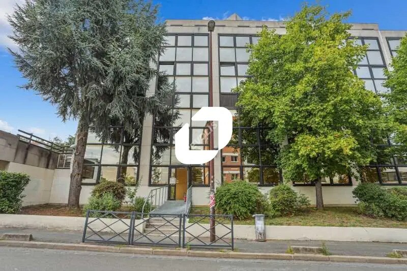 Office in Montreuil to rent Building Photo- Image 1 of 14