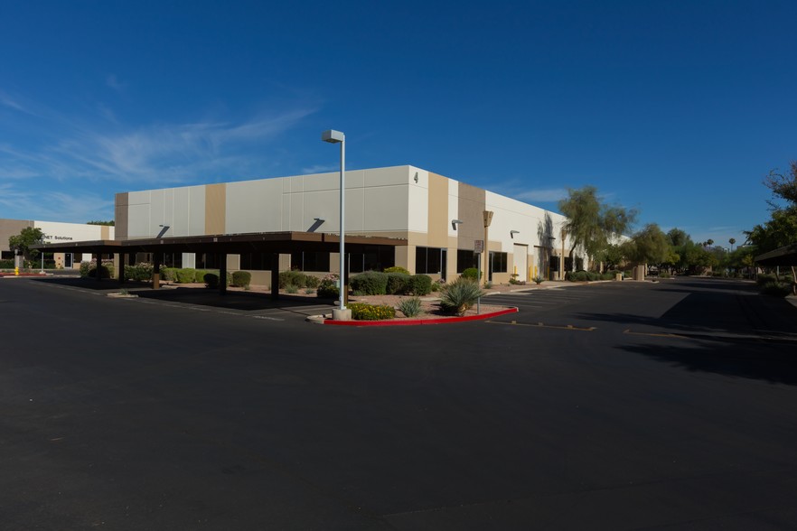 4050 E Cotton Center Blvd, Phoenix, AZ for rent - Building Photo - Image 1 of 2