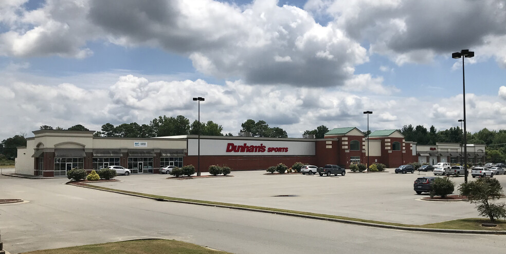 406-430 Premier Blvd, Roanoke Rapids, NC for sale - Building Photo - Image 1 of 1