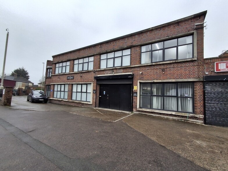 446 Gipsy Ln, Leicester to rent - Building Photo - Image 3 of 3