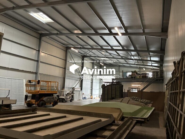 Industrial in Gémenos to rent - Interior Photo - Image 3 of 5