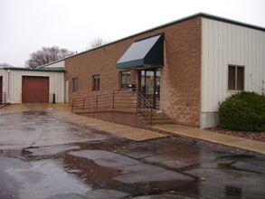 553-555 Braund St, Onalaska, WI for rent Building Photo- Image 1 of 5