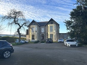 Drump Rd, Redruth to rent Building Photo- Image 1 of 5