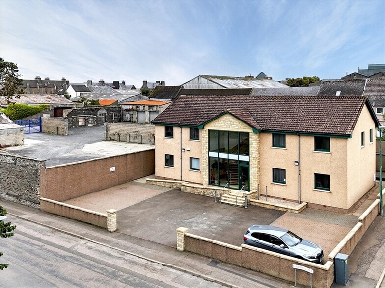 Miller House (Corporate Office) and Yards, Wick for sale - Building Photo - Image 1 of 20