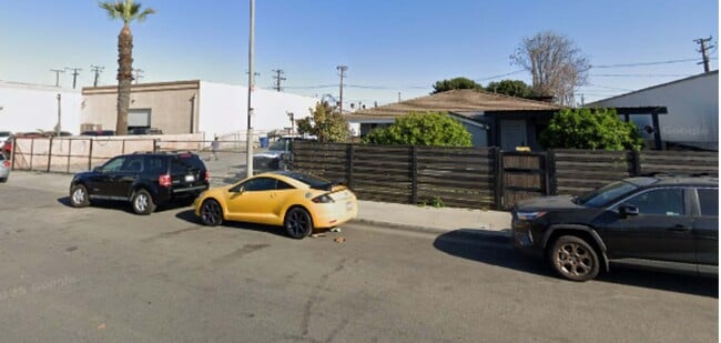 More details for 2035 W 15th St, Long Beach, CA - Office for Sale