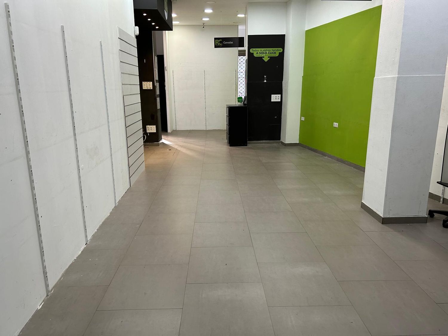 Calle Francisco Gourie, 57, Las Palmas de Gran Canaria, Las Palmas to rent Building Photo- Image 1 of 17