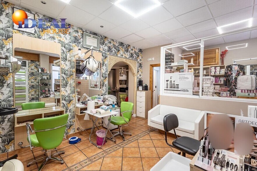 Retail in Granada, Granada for sale - Building Photo - Image 3 of 15