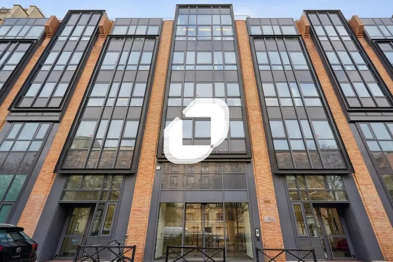 Office in Clichy to rent - Building Photo - Image 1 of 15