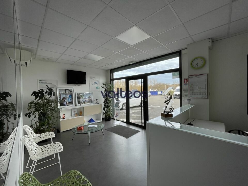 10 Allée De Longueterre, Montrabé to rent Lobby- Image 1 of 7