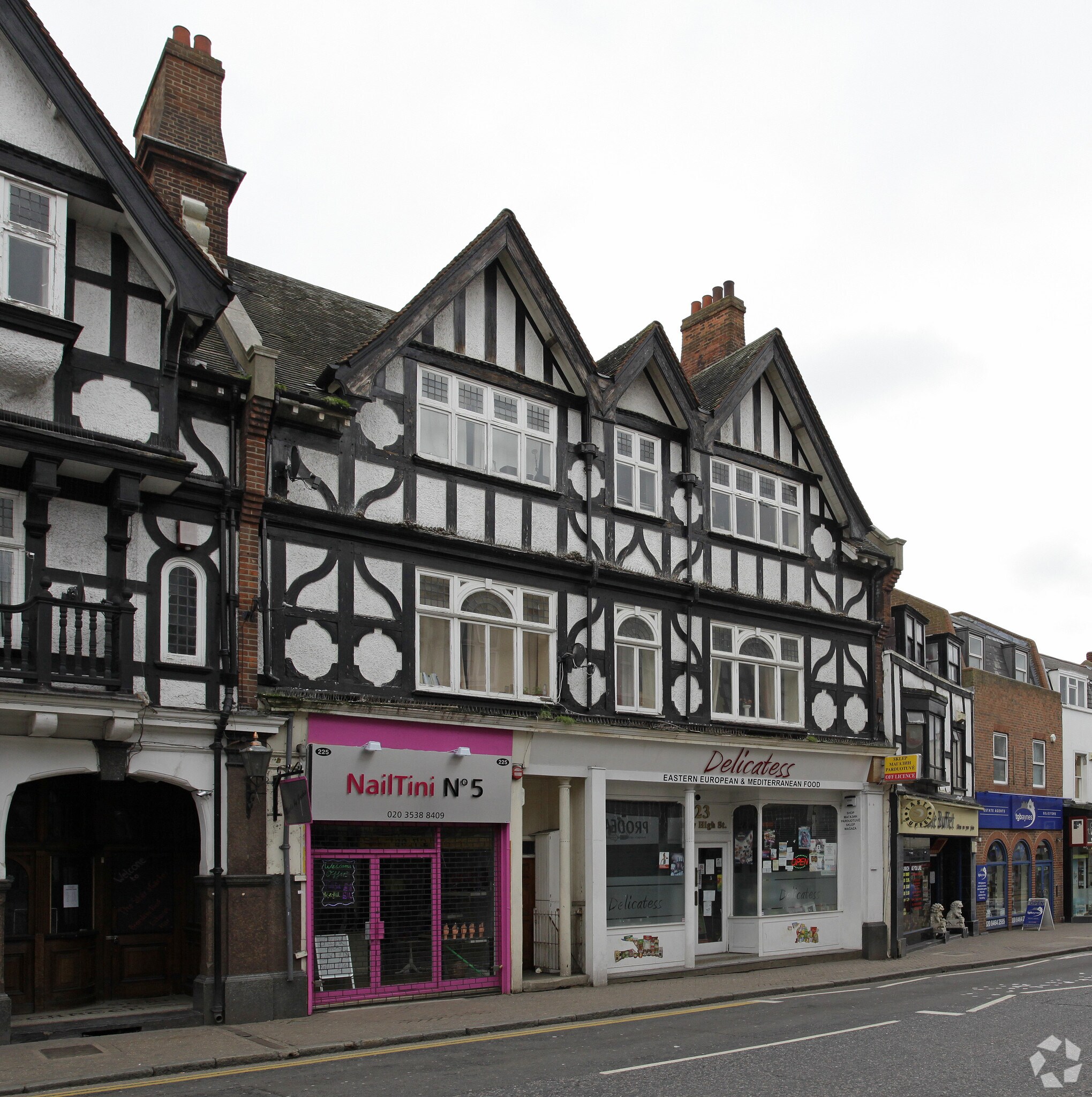 225 High St, Bromley to rent Primary Photo- Image 1 of 3