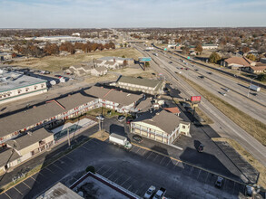 8201 E Skelly Dr, Tulsa, OK - aerial  map view - Image1