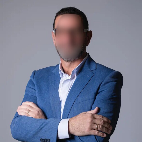 Retail in Bayonne to rent - Building Photo - Image 3 of 3