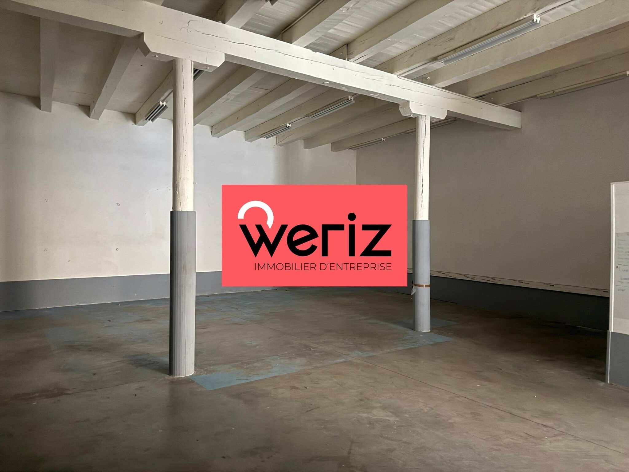 Light Industrial in Marseille to rent Building Photo- Image 1 of 8