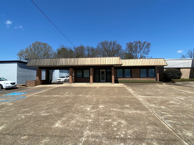 808 Garfield St, Tupelo, MS for rent - Building Photo - Image 3 of 3