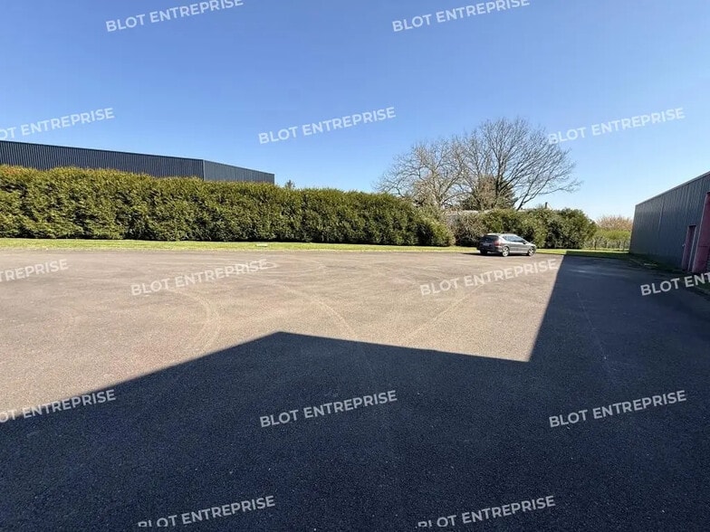 Light Industrial in Saint-Gilles for sale - Primary Photo - Image 2 of 5