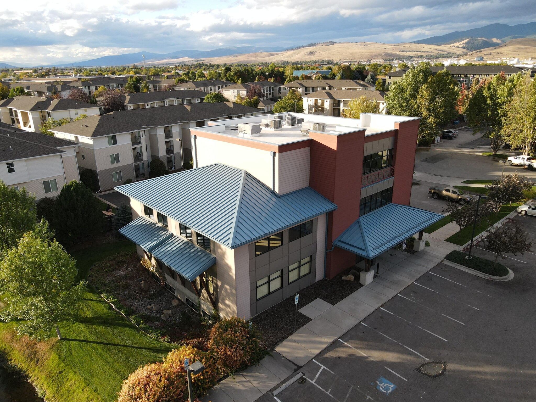 2829 Great Northern Loop, Missoula, MT for sale Building Photo- Image 1 of 11