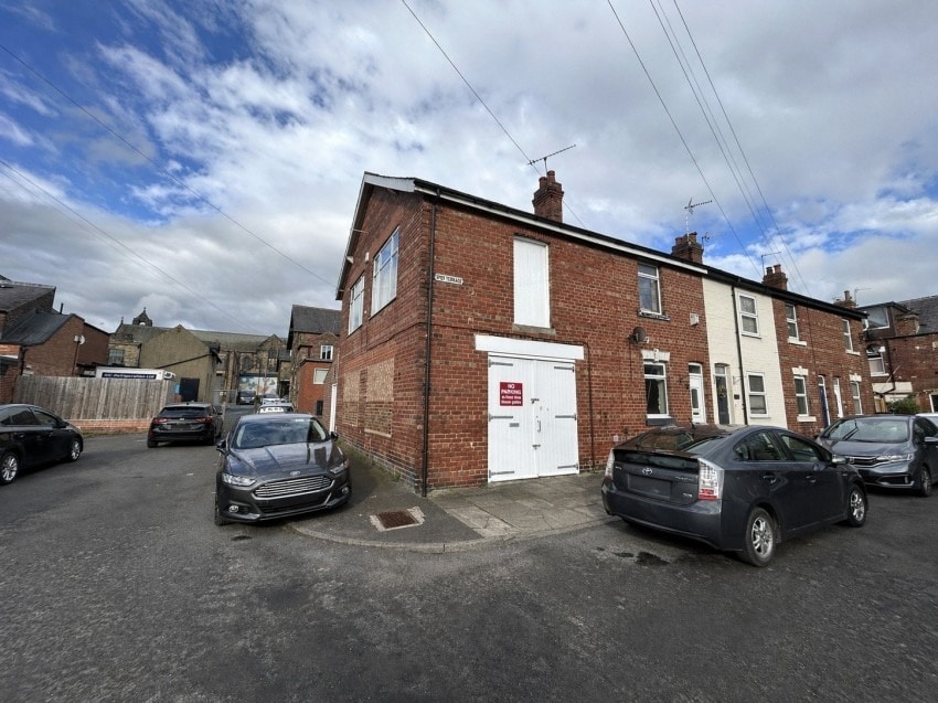 Spa Terrace, Harrogate to rent Building Photo- Image 1 of 2