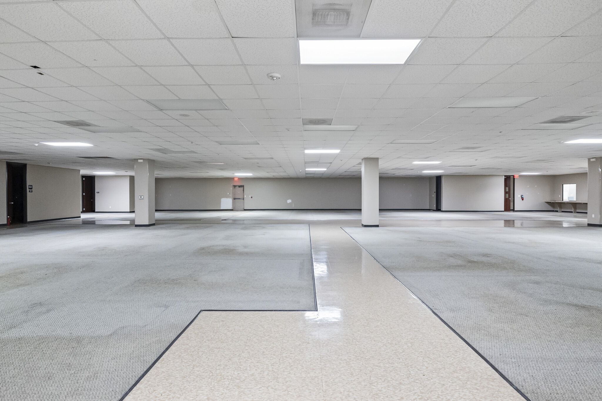 6120 Scott St, Houston, TX to rent Interior Photo- Image 1 of 12