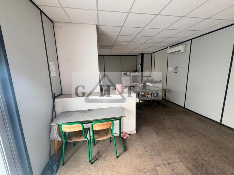 Industrial in Gennevilliers to rent - Interior Photo - Image 2 of 21