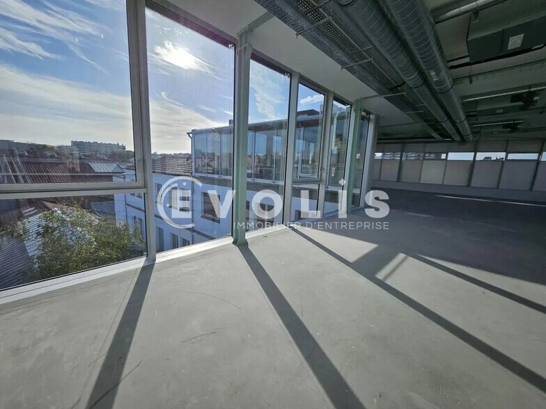 Office in Malakoff to rent - Building Photo - Image 2 of 45