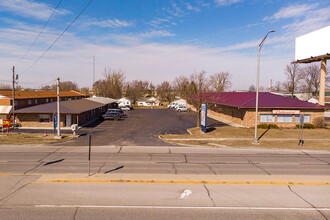 916 W Coliseum Blvd, Fort Wayne, IN for sale Building Photo- Image 1 of 1