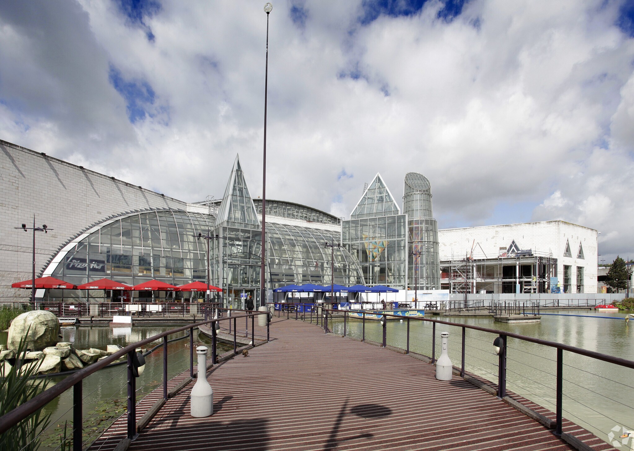 Bluewater Pky, Greenhithe for sale Building Photo- Image 1 of 1