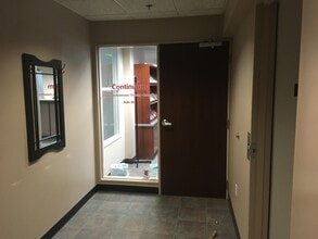 1135-317 S M St, Lincoln, NE to rent Interior Photo- Image 1 of 12