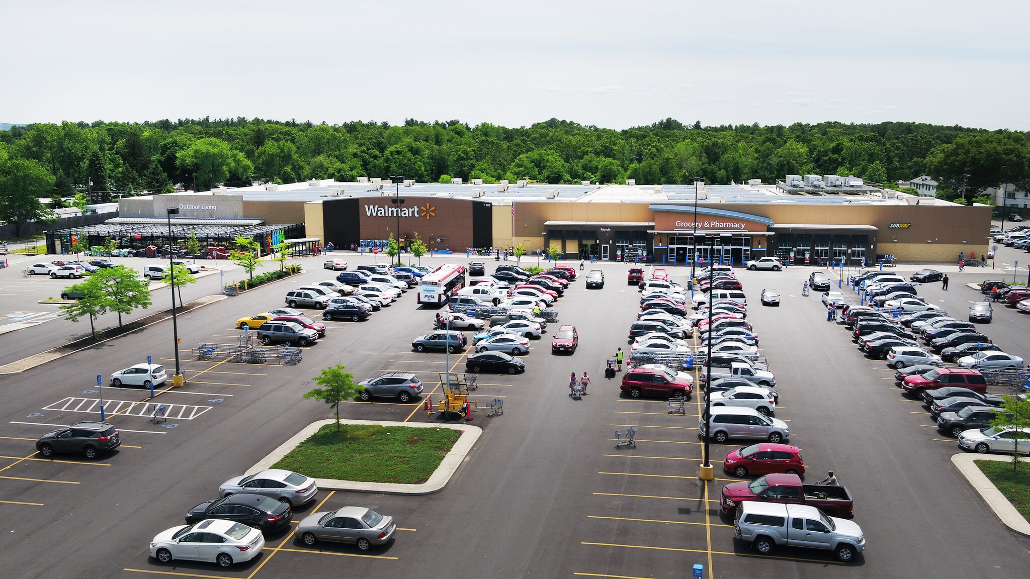 1101-1105 Boston Rd, Springfield, MA to rent Building Photo- Image 1 of 5