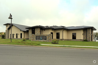 8014 S 101st East Ave, Tulsa, OK for rent Building Photo- Image 1 of 4