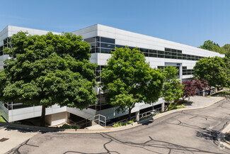 More details for 40900 Woodward Ave, Bloomfield Hills, MI - Office for Rent