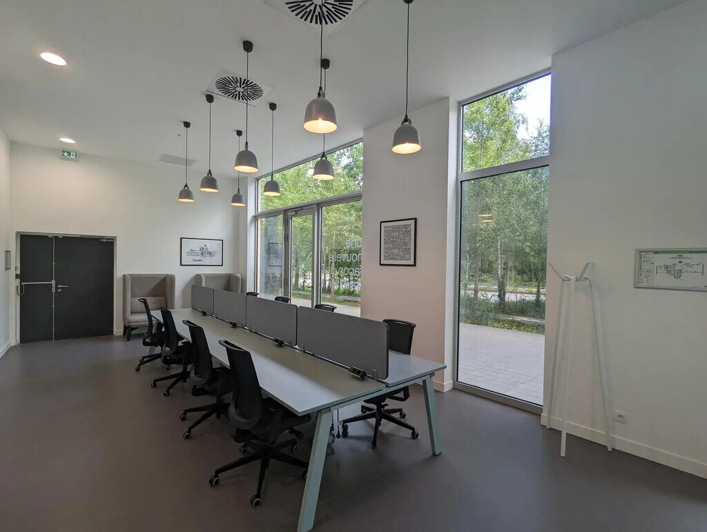 Location Bureaux 30 m² - Photo 1