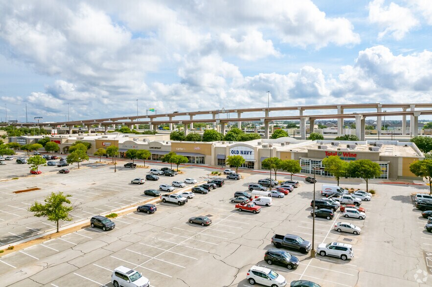 11066 Pecan Park Blvd, Cedar Park, TX for rent - Building Photo - Image 3 of 8