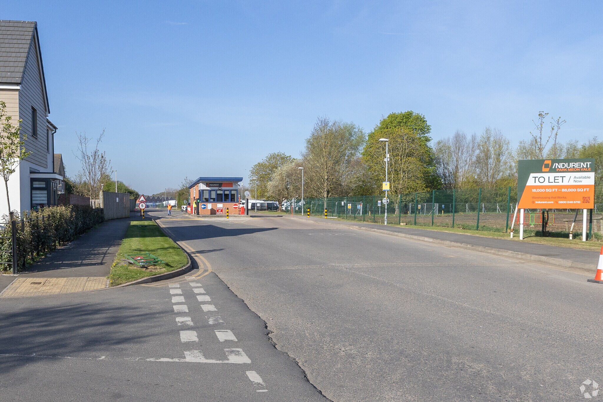 Station Rd, Long Marston to rent Primary Photo- Image 1 of 3
