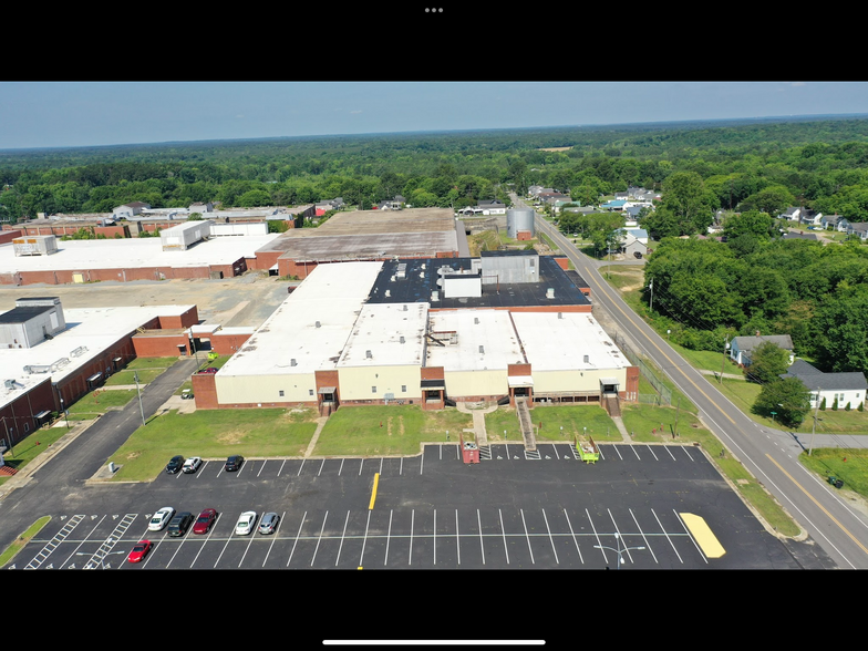 200 N 13th St, Erwin, NC for rent - Building Photo - Image 3 of 19