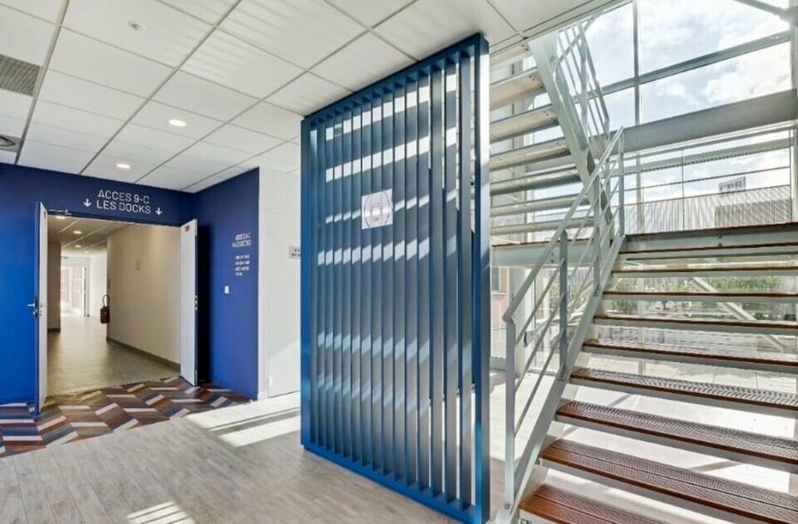 Office in Oullins for sale - Interior Photo - Image 3 of 20
