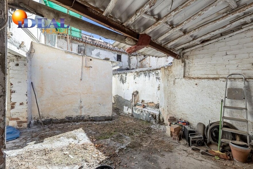 Calle Manuel de Góngora, 28, Ogíjares, Granada for sale - Interior Photo - Image 3 of 19
